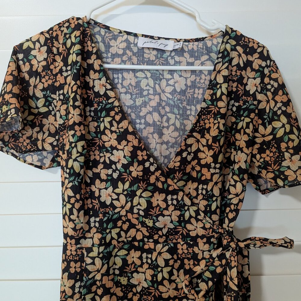 Petal & Pup | Floral Wrap Dress | Midi HiLow Hem | Sz 6